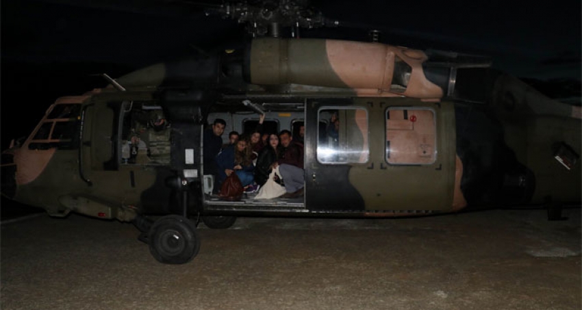 Diyarbakır'da oy torbaları helikopterle taşındı