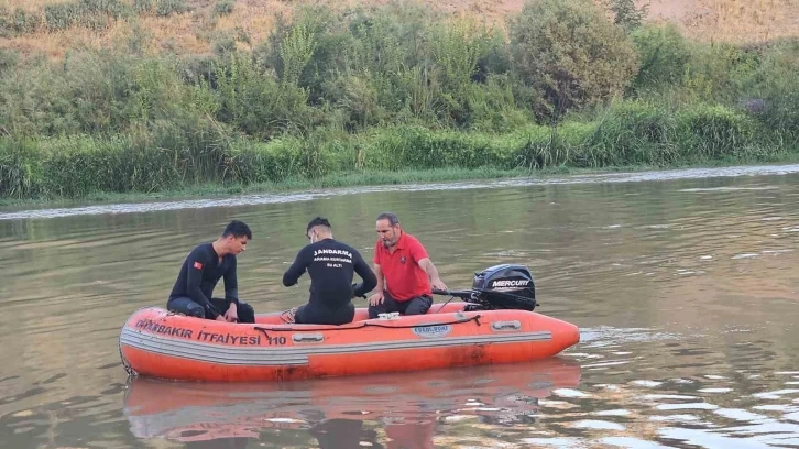 Dicle Nehri’nde kaybolan gencin cansız bedenine ulaşıldı
