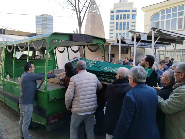 Dini nikahlı eşi tarafından öldürülen kadın toprağa verildi