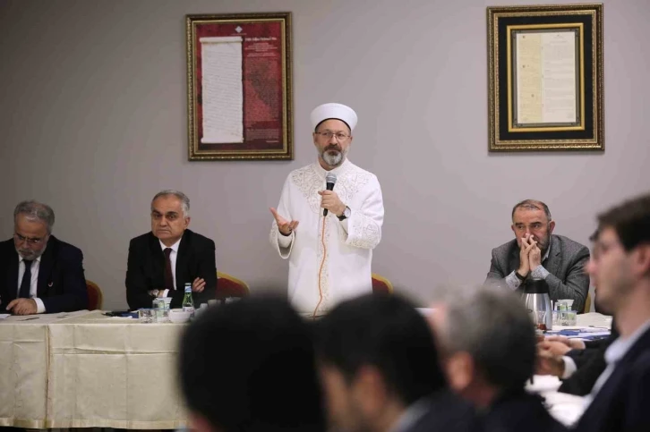 Diyanet İşleri Başkanı Erbaş: "Filistinliler özgürlüğün ne olduğunu bütün dünyaya canlarıyla tanıttı”
