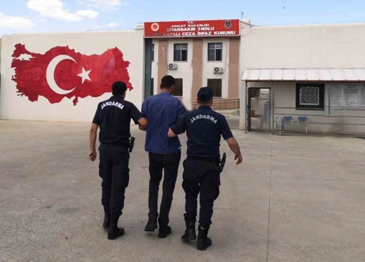 Diyarbakır’da firari hükümlü JASAT tarafından yakalandı
