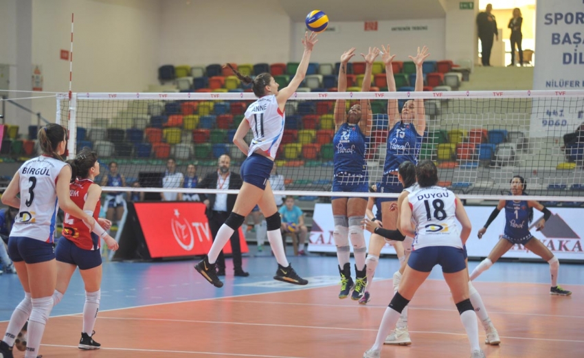 Nilüfer Belediyespor-Halkbank: 3-0