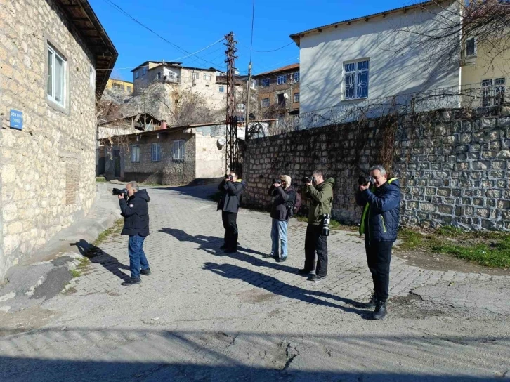 Doğa fotoğrafçıları rotasını Çemişgezek’e çevirdi