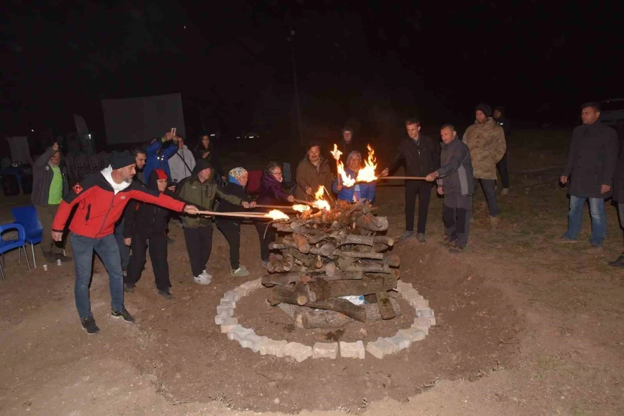 Doğaseverler Ercan Özel’in çağrısıyla Yenişehir’de kampta buluştu