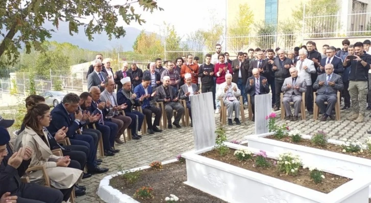 DPÜ’den merhum İbrahim Naci Eren için anma töreni
