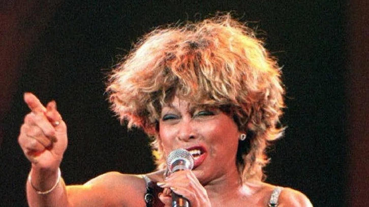 Dünyaca ünlü şarkıcı Tina Turner yaşamını yitirdi