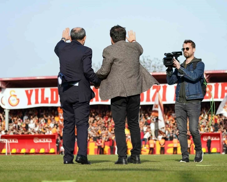 Galatasaray Başkanı Özbek: &quot;Rakiplerimizi korku ateşi sardı&quot;