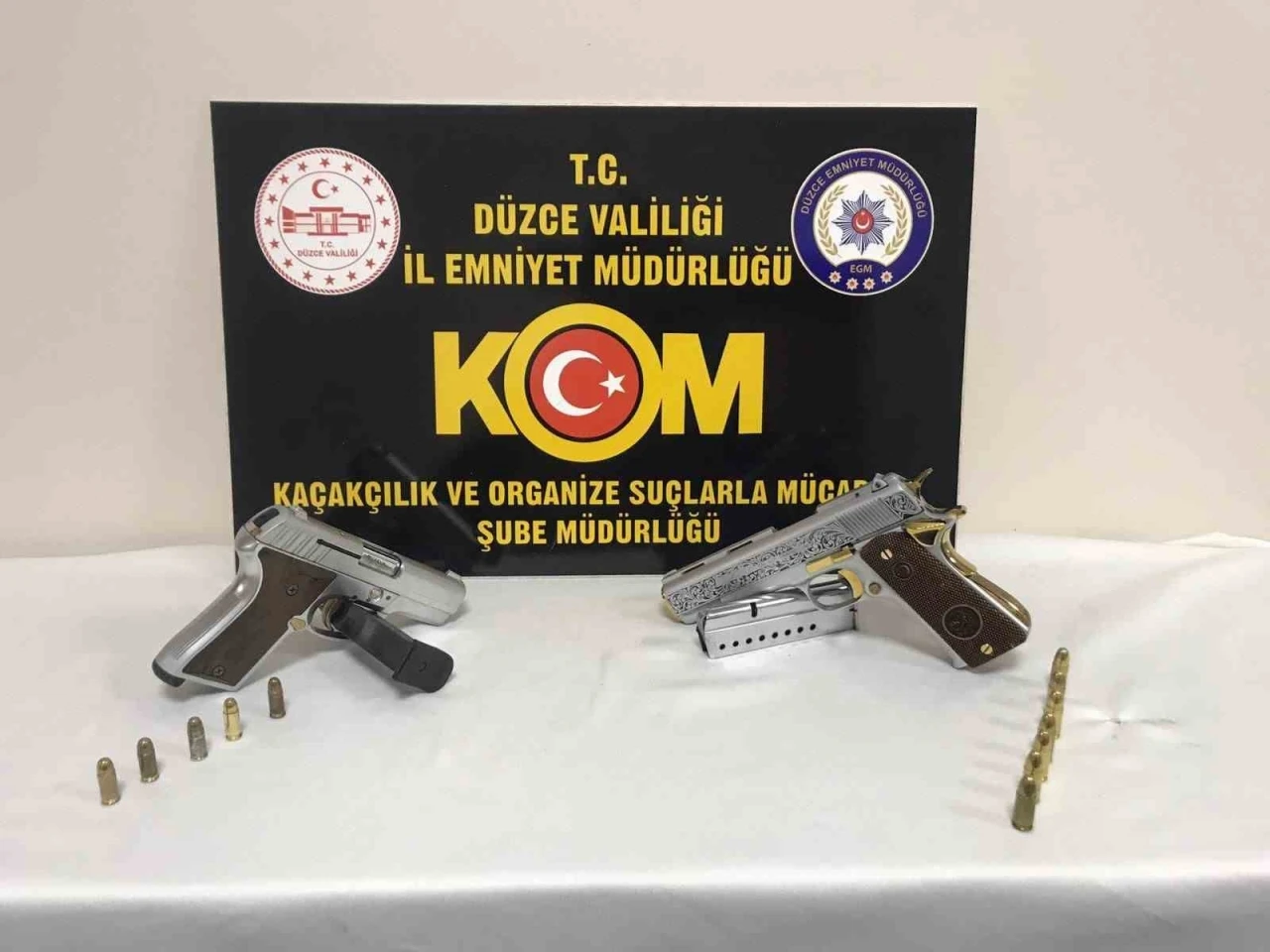 Düzce’de "yağma ve yaralama" suçlarından adliyeye sevk edilen 5 kişi tutuklandı
