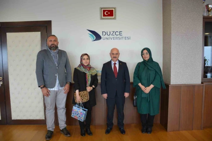 Düzce Üniversitesi’nde çalışma yapıyorlar
