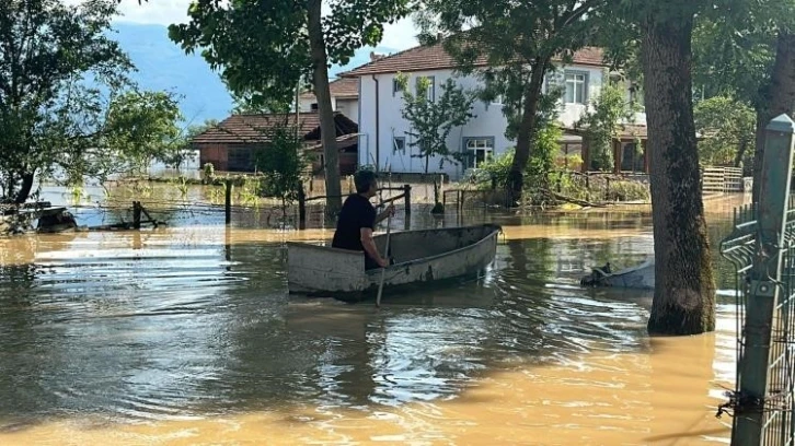 Düzce Valisi Cevdet Atay: "Son 25 yılın en fazla yağışını son 3 günde aldık"
