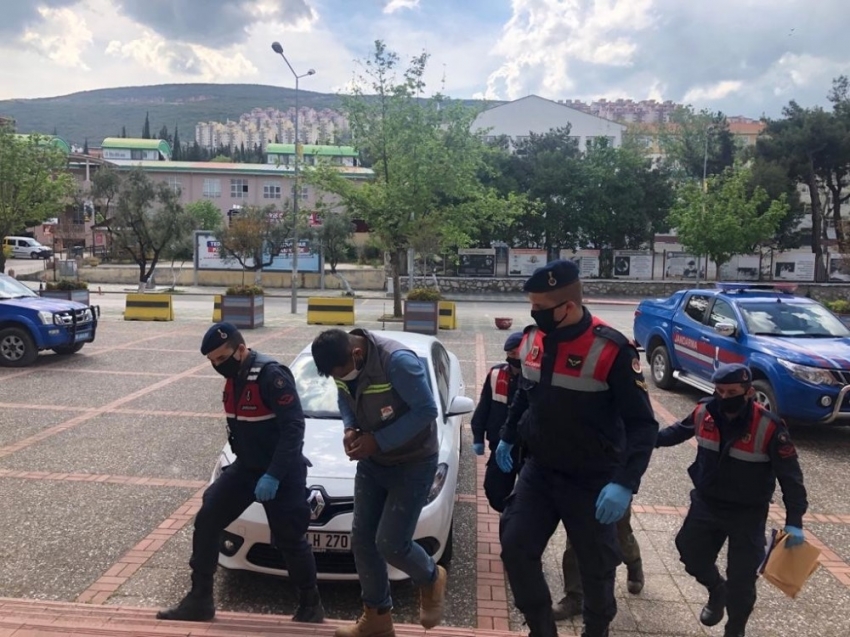 Bursa’da kablo hırsızları jandarmadan kaçamadı