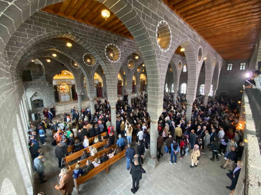 Terör örgütü tahrip etti, devlet onardı