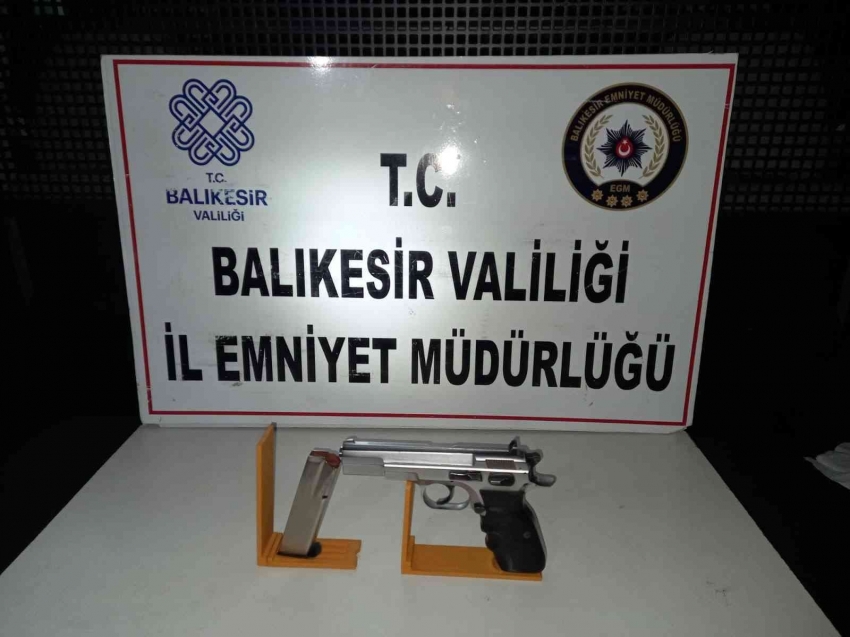 Balıkesir’de polisten 40 şahsa gözaltı