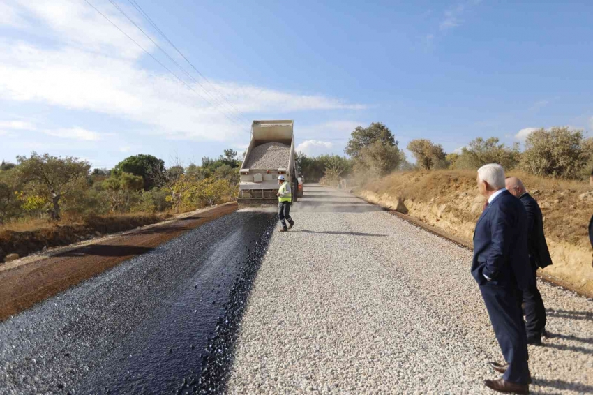 Başkan Gürün, kırsal mahalle yol çalışmalarını inceledi