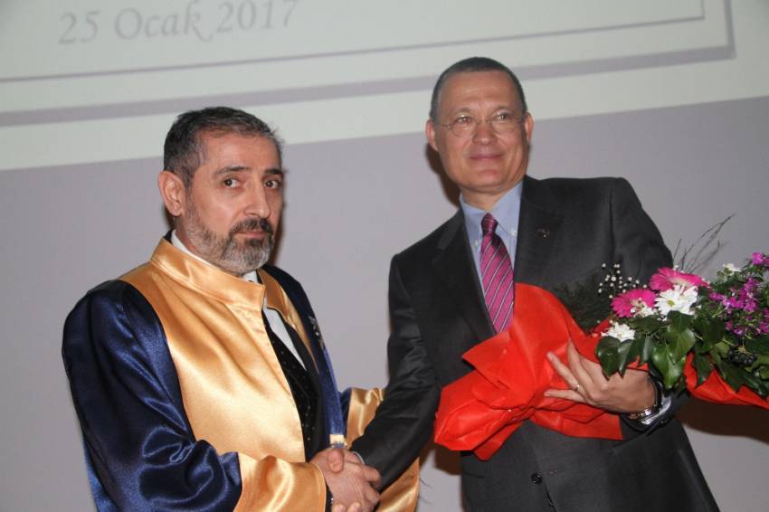 Ardahan Üniversitesi Rektörü Biber görevi devraldı