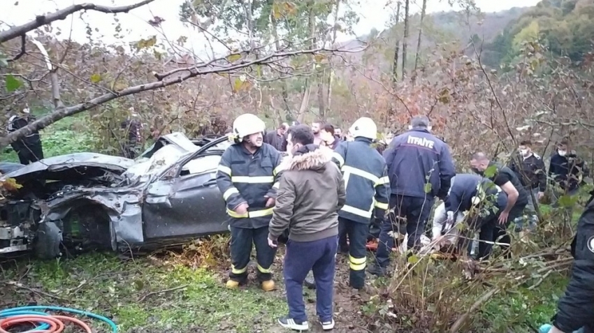 Otomobil fındık bahçesine uçtu: 4 yaralı