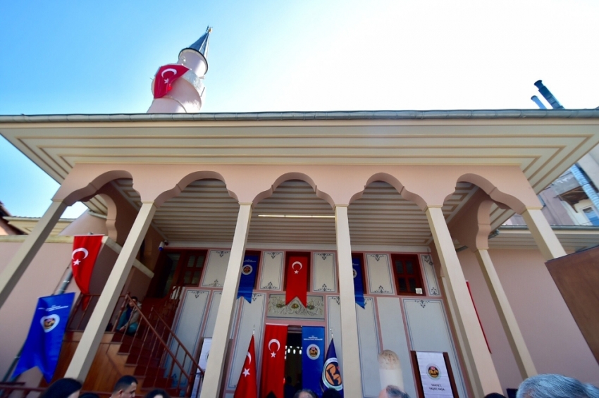 İstanbul’da Sofular Camii yeniden ibadete açıldı