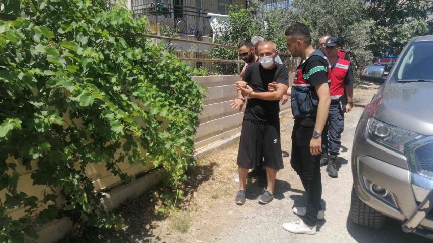 Trafik kazası izlenimi verilmek istenen cinayeti jandarma aydınlattı