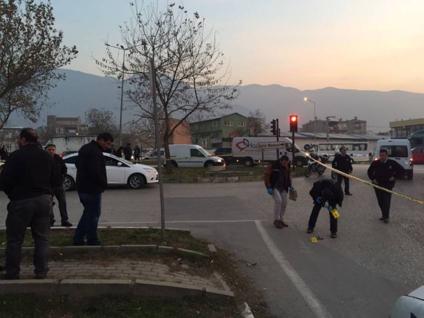 Bursa'da polise ateş açtı...