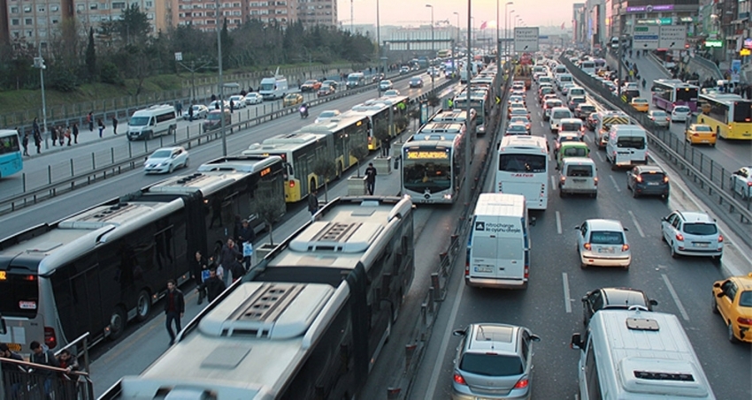 Toplu ulaşım çarşamba gecesine kadar ücretsiz