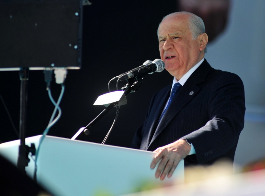 Devlet Bahçeli’yi anlatan ilk İngilizce kitap