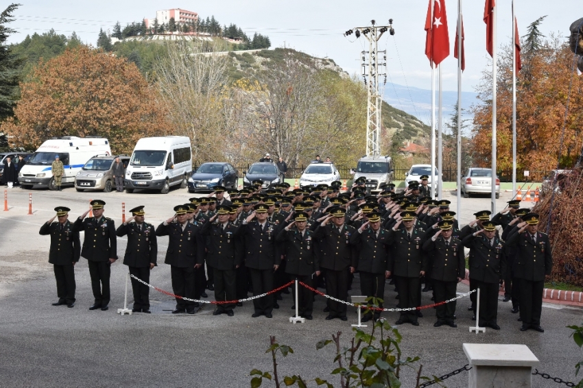 Naaşı bulunamayan şehide 23 yıl sonra temsili mezar