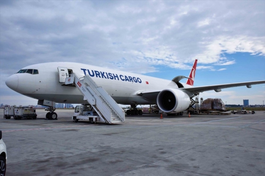 Turkish Cargo, Çin’e insani ve tıbbi yardım malzemesi taşıdı