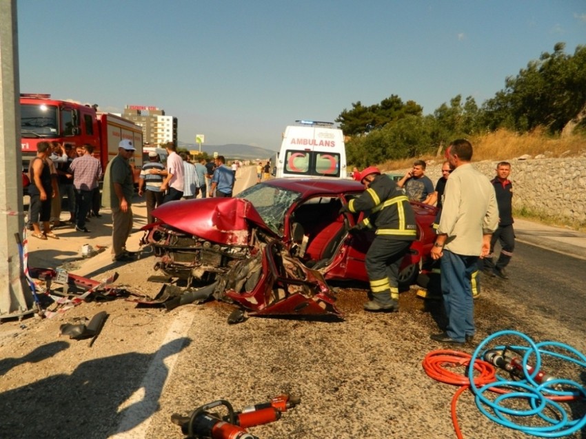 Anne ile oğlunu ayıran kaza