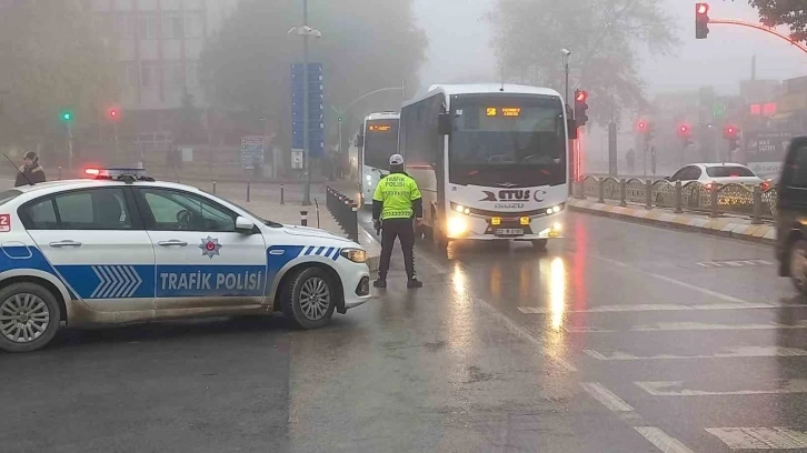 Edirne’de sis kazaları da beraberinde getirdi
