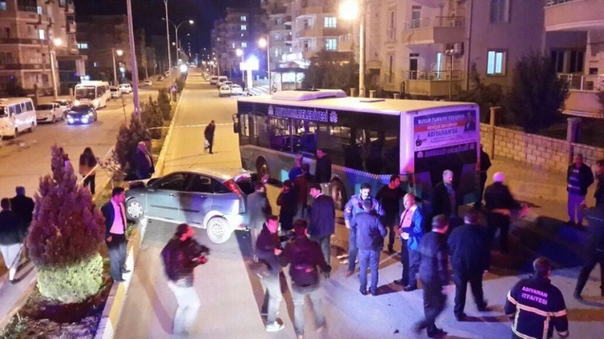 Adıyaman’da zincirleme kaza: 3'ü polis 4 yaralı