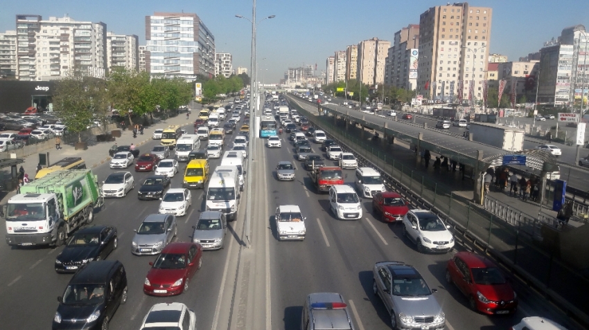 İstanbul’da sürücülere sabah trafiği şoku