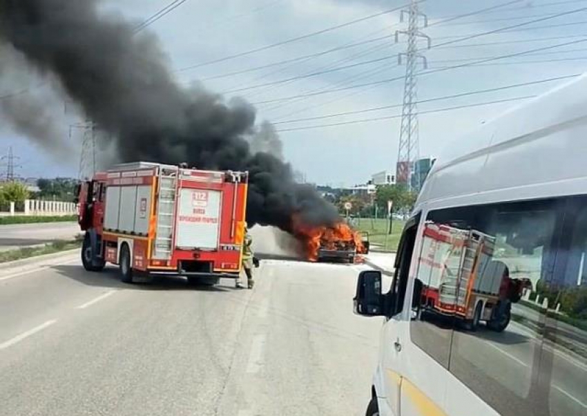 Bursalı sürücü canını zor kurtardı 