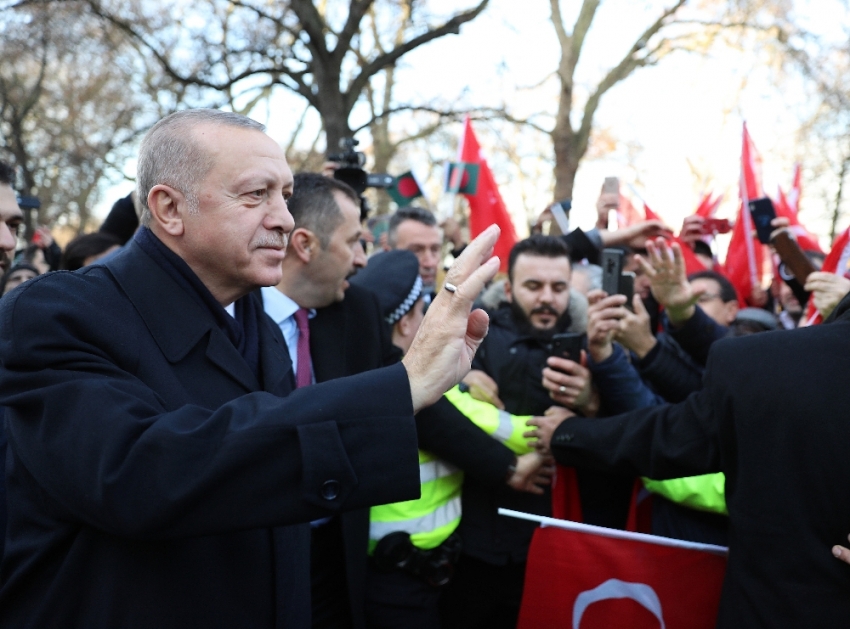 Cumhurbaşkanı Erdoğan, Londra’da coşku ile karşılandı