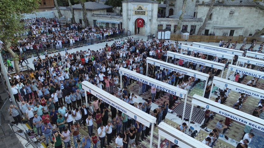 Selimiye Camii bayram sabahı doldu taştı