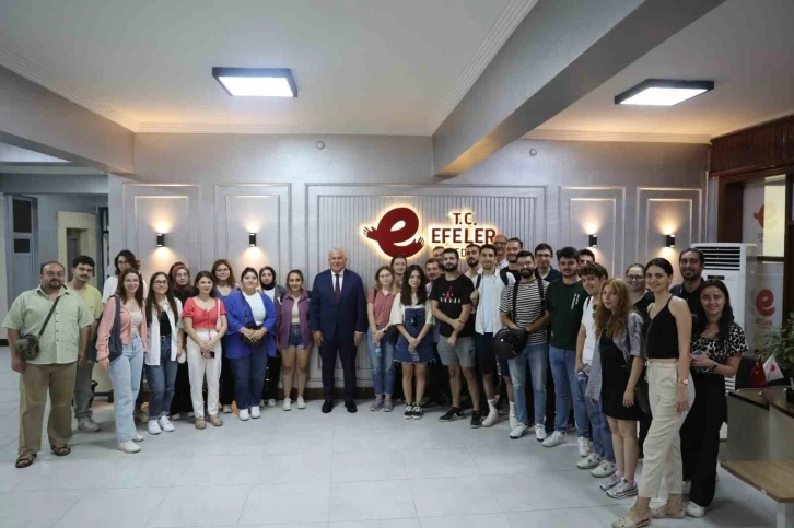 Efeler Belediyesi tıp öğrencilerini ağırladı
