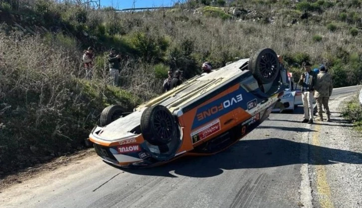 Ege Rallisi’nin ikinci gününde ünlü pilot kaza yaptı