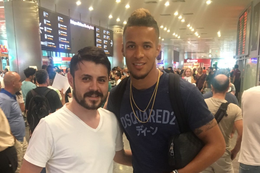 Ekong İstanbul'a geldi