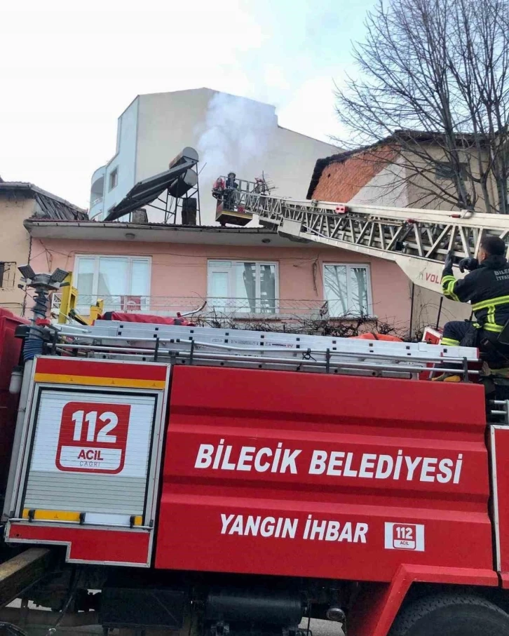 Ekiplerin hızlı müdahalesi yangının büyümesini önledi
