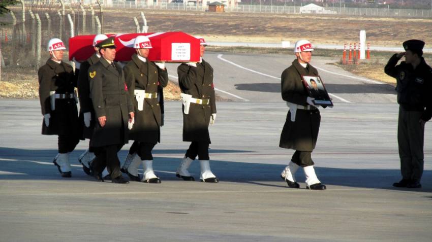 El Bab şehitleri memleketlerine uğurlandı