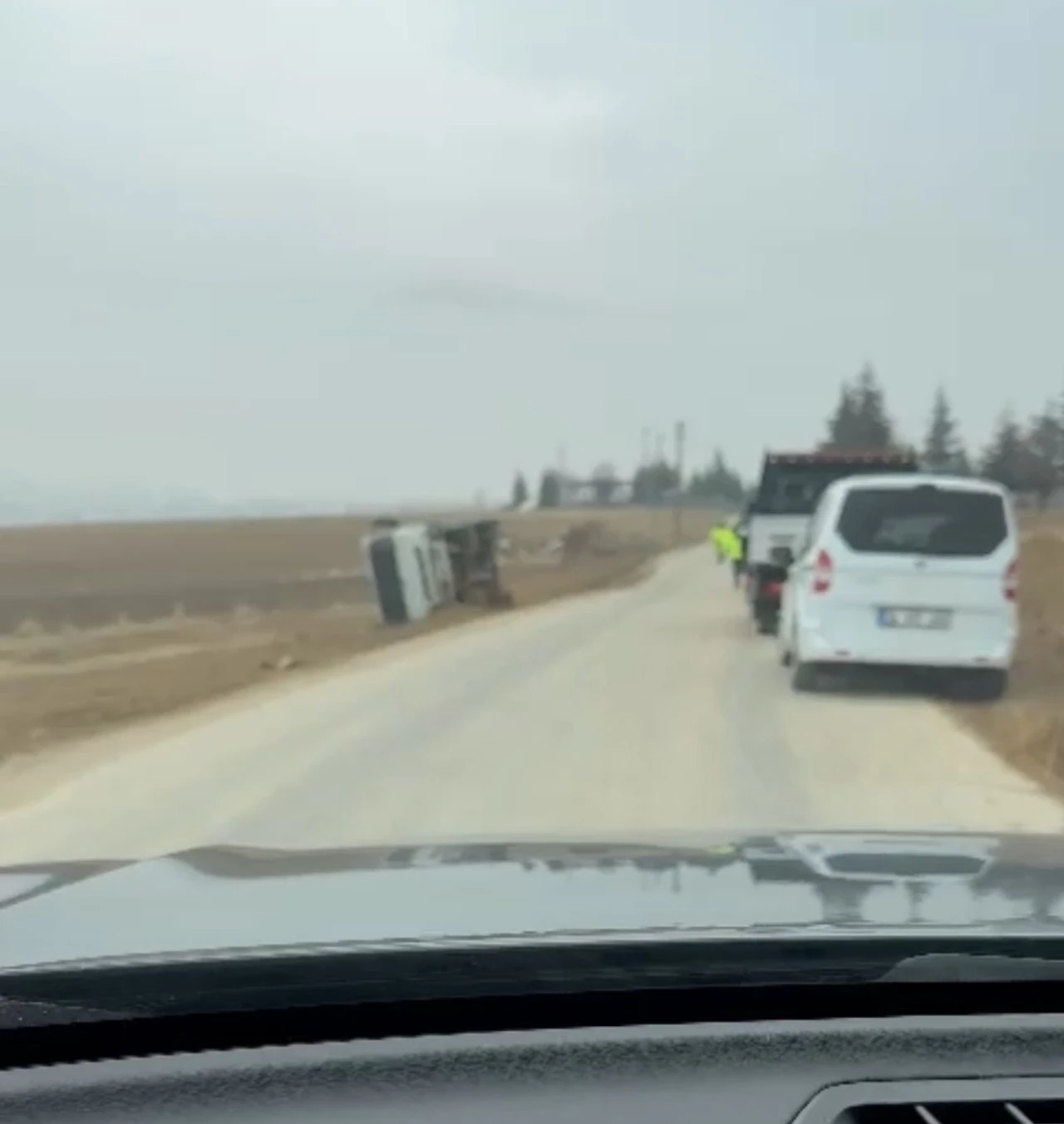 Elazığ’da araç yan yattı
