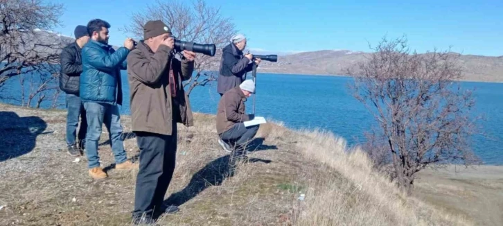 Elazığ’da su kuşu popülasyonunun tespiti için çalışma yapıldı
