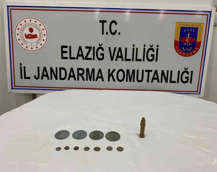 Elazığ’da tarihi eser kaçakçılarına operasyon
