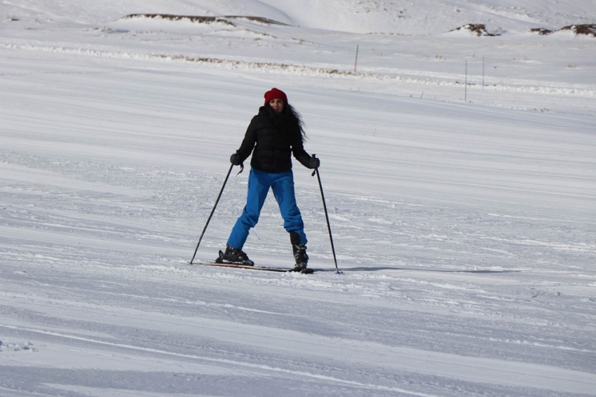 Erciyes’te kayak sezonu açıldı