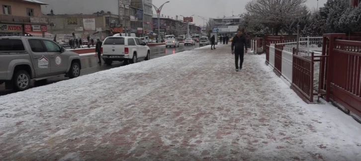 Beklenen kar yağışı başladı