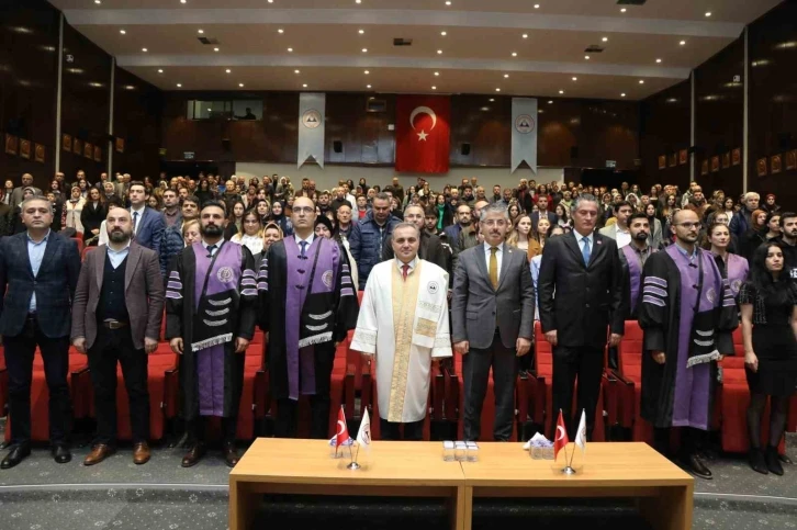 ERÜ Diş Hekimliği Fakültesi’nde önlük giyme töreni düzenlendi
