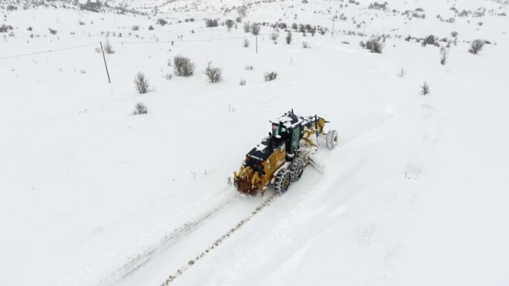 Erzincan’da kardan 56 köy yolu ulaşıma kapalı
