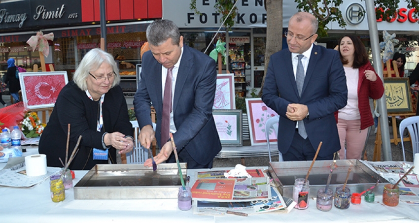 Eserlerini yaptıkları sanatçıları bire bir taklit ettiler