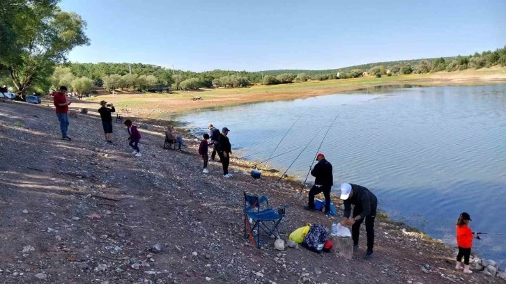 ESBALDER tarafından Baba Çocuk Balıkçılık Eğitimi Ve Etkinliği düzenlendi
