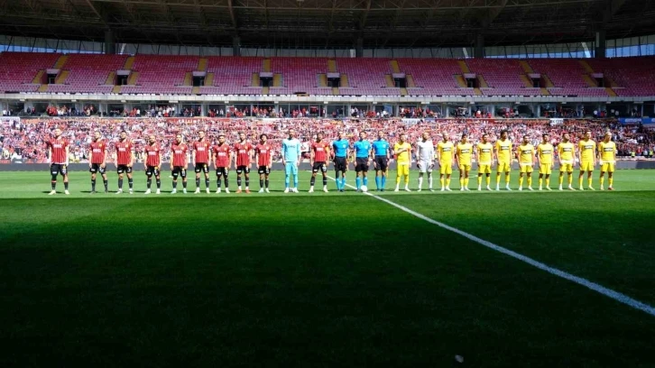 Eskişehirspor, 1926 Polatlı Belediyespor’a 1-0 mağlup oldu
