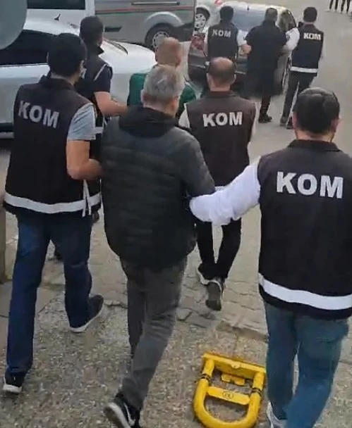 Estetik dolandırıcısı doktor ve ekibi polisin 6 aylık takibiyle yakalandı
